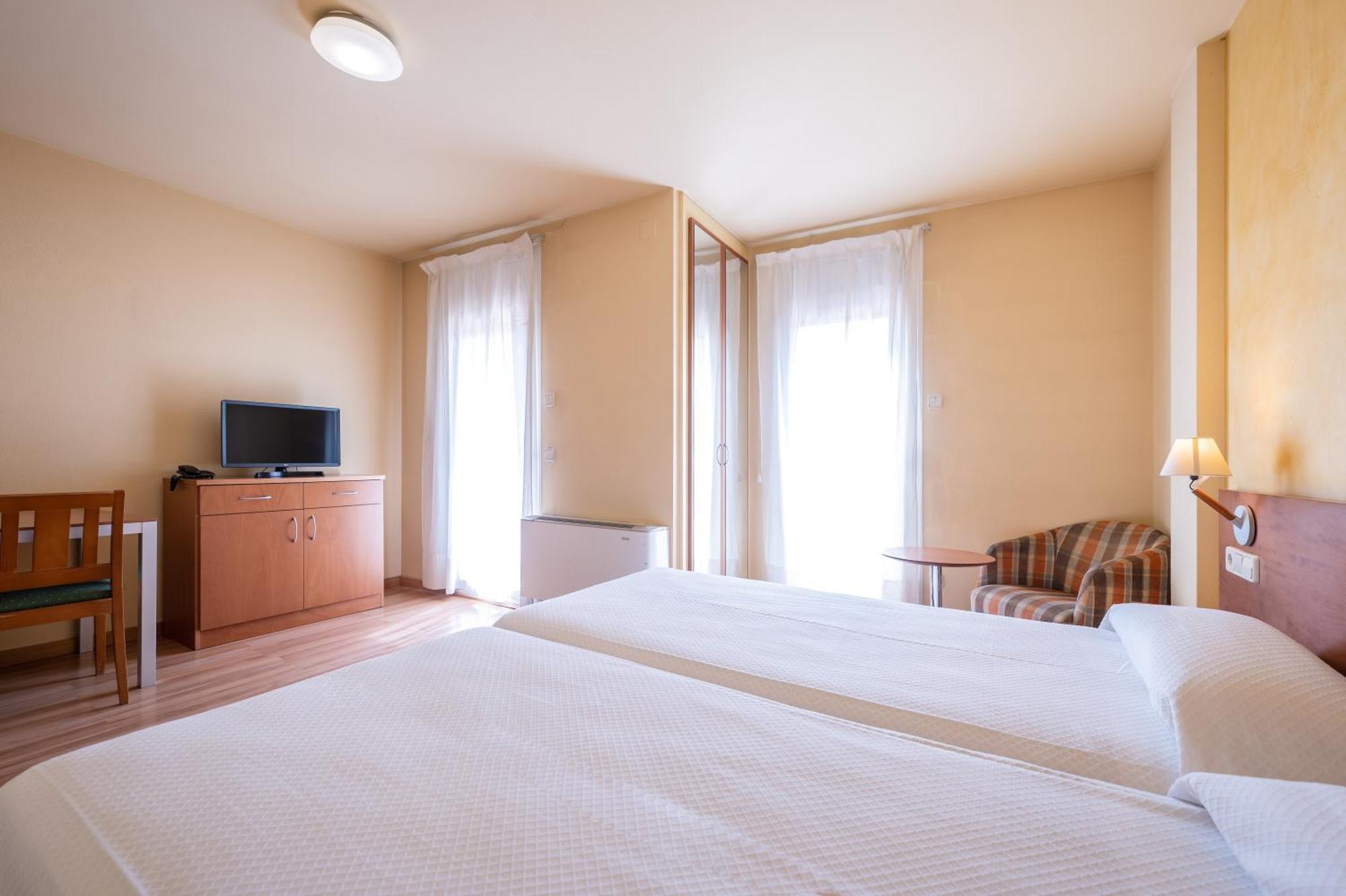Hotel La Perla D'Olot Eksteriør billede