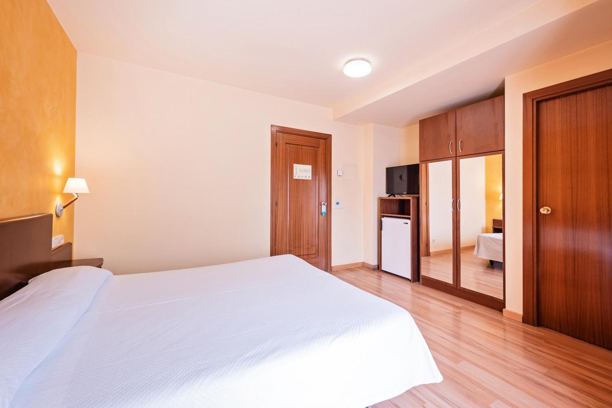 Hotel La Perla D'Olot Eksteriør billede
